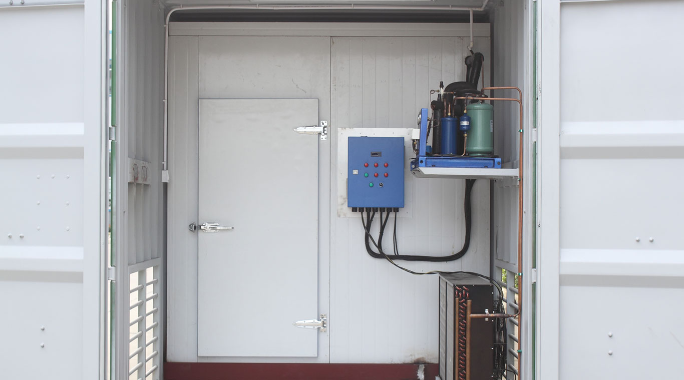 Containerized cold room